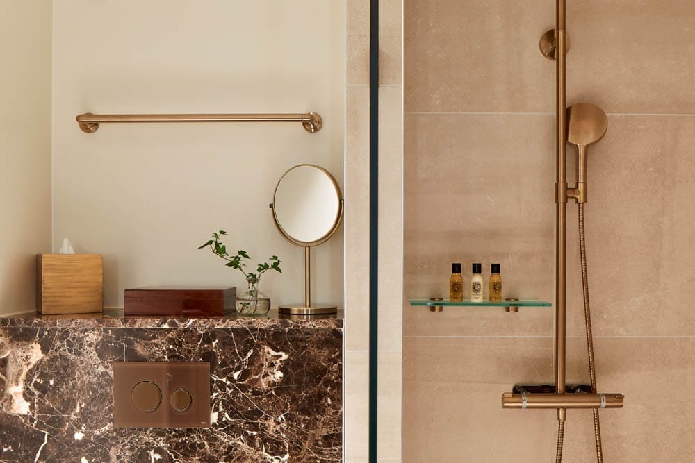 Bank Hotel rum badrum