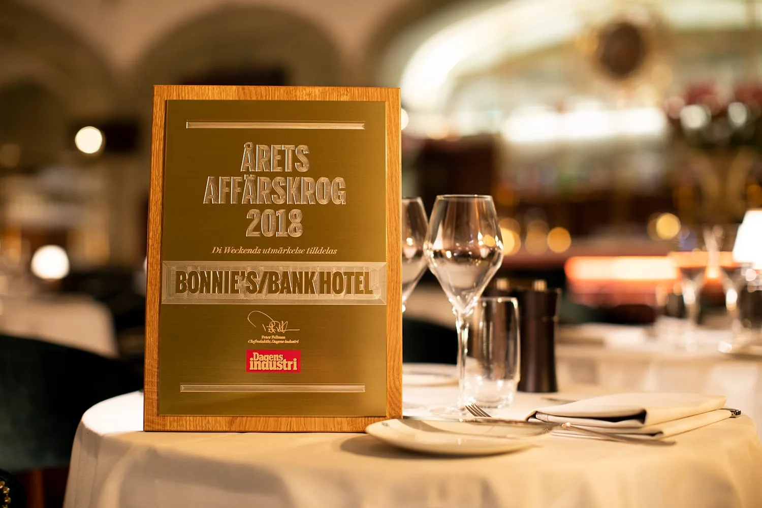 Bank Hotel Restaurant Bonnie's award