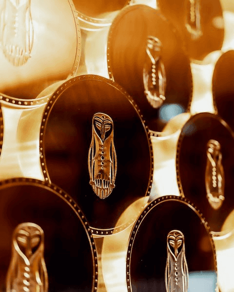 Bank Hotel golden details