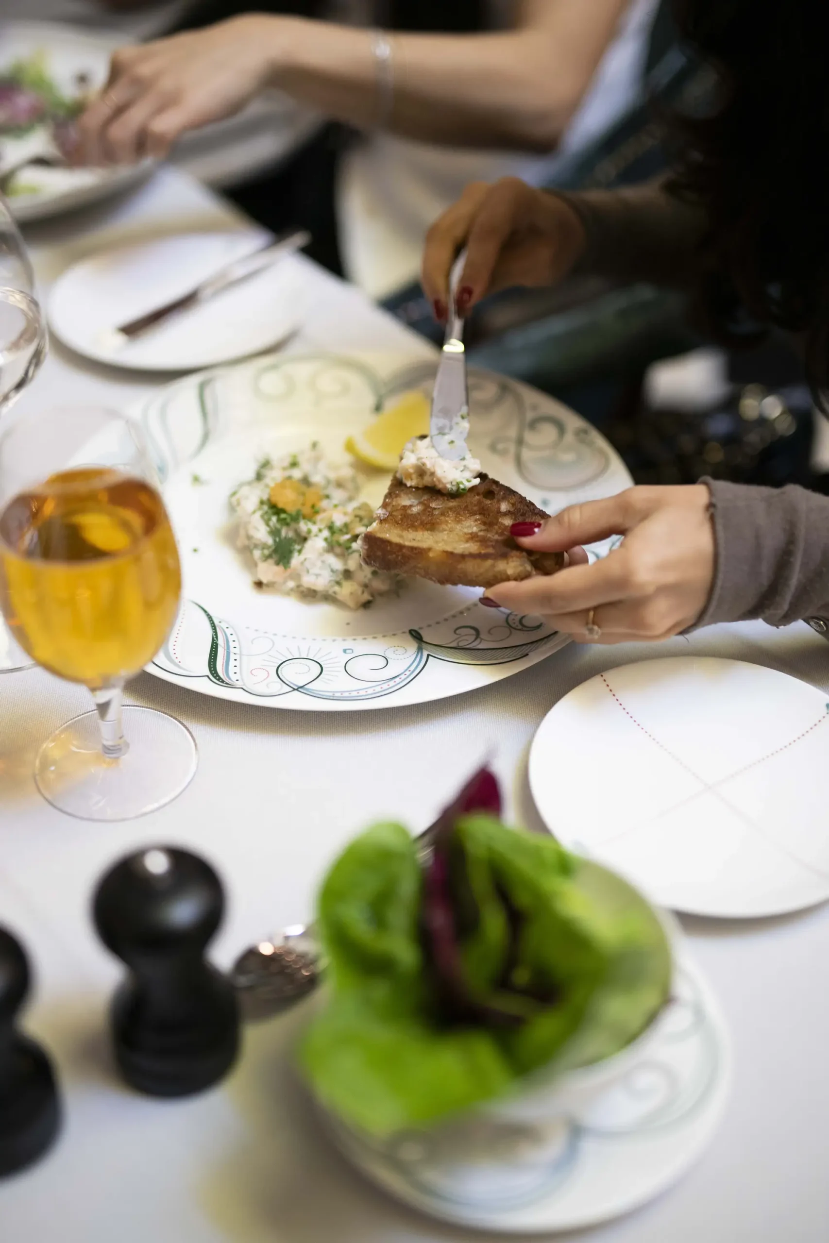 Lunch på Bonne's i Bank hotel