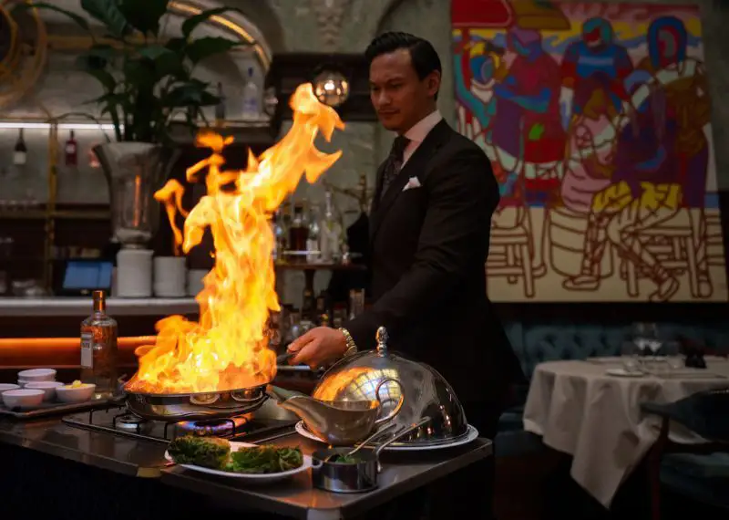 Flambering på Bonnie's i Bank hotel